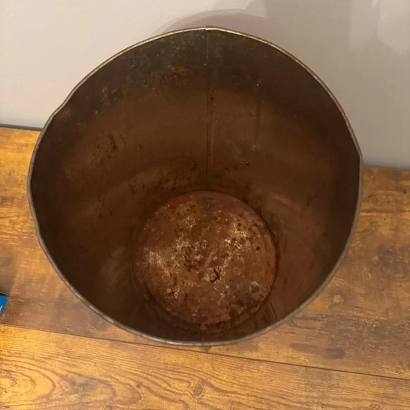 Vintage 1991 Chicago Bulls NBA Metal Trash Can Jordan Era P&K Products - Picture 6 of 9